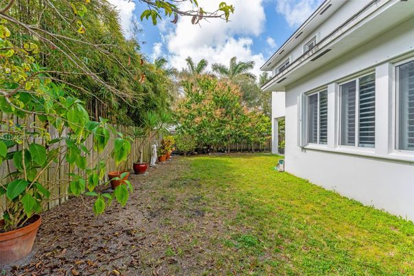 Backyard, Exterior