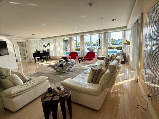Interior, Living room, Piano, Recessed Lighting