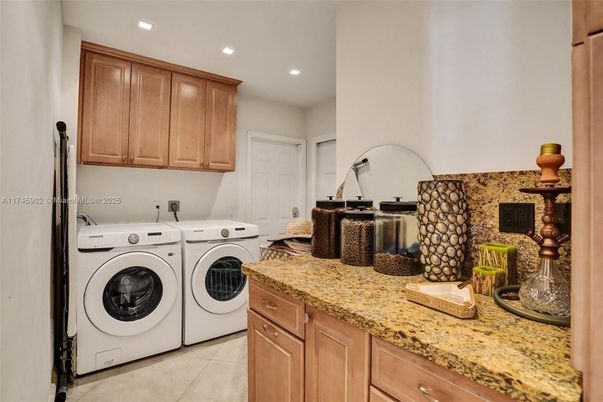 Interior, Recessed Lighting, Washer