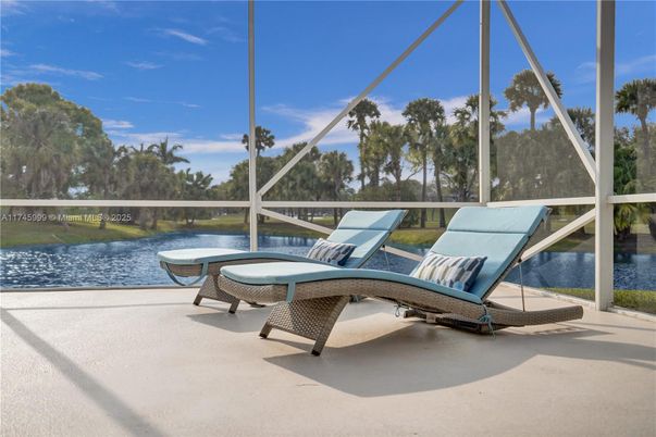 Exterior, Sun Room, Water