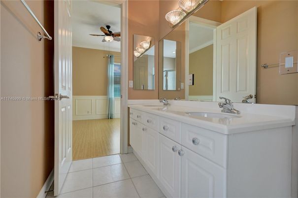 Bathroom, Dual Sink Vanities, Interior, Wood Texture Flooring