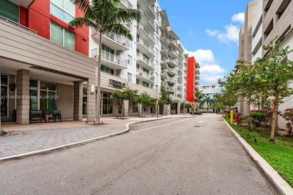 Exterior, Facade, Condo Building