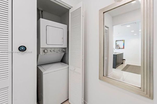 Interior, Utility Closets, Washer