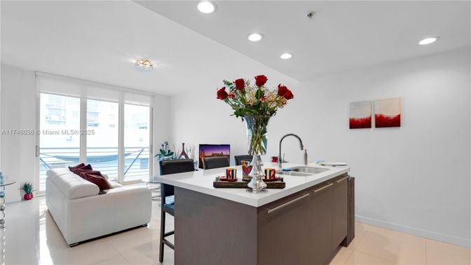 Interior, Kitchen, Living room, Recessed Lighting