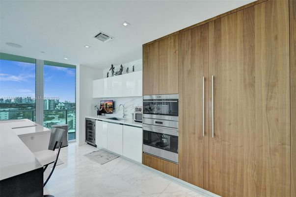 Interior, Kitchen, Marble, Recessed Lighting, Stainless Steel Appliances