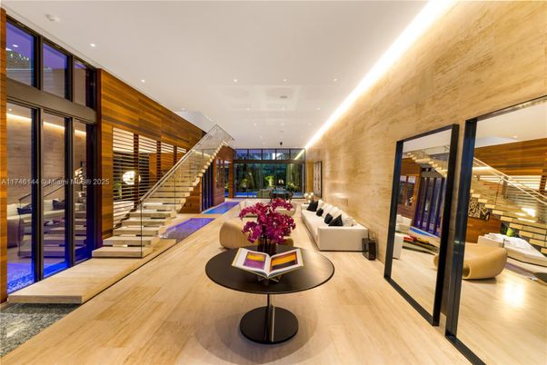 Dining room, Interior, Living room, Pendant Lights, Recessed Lighting, Wood Texture Flooring, Wooden Walls