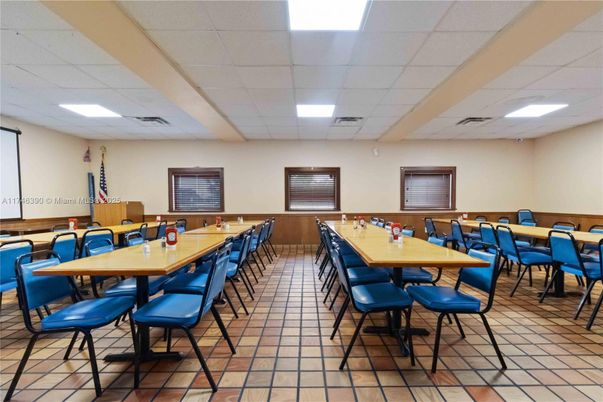 Dining room, Interior, Recessed Lighting