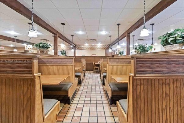 Interior, Pendant Lights, Recessed Lighting