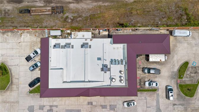 Exterior, Drone