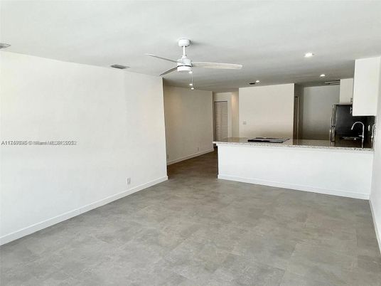 Empty room, Interior, Kitchen, Recessed Lighting