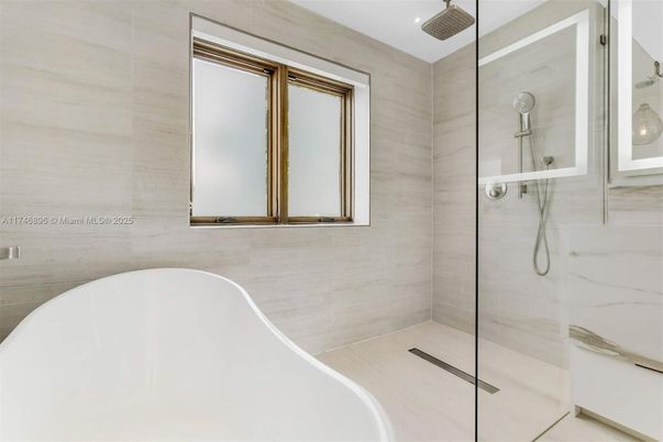 Bathroom, Free Standing Baths, Glass Shower, Interior
