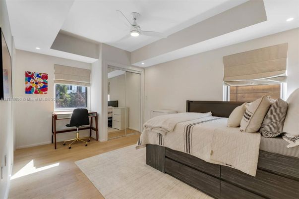Bedroom, Home Office, Interior, Recessed Lighting, Wood Texture Flooring