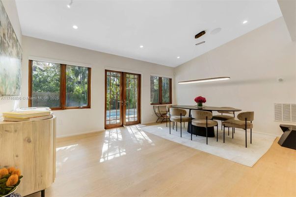Dining room, Interior, Pendant Lights, Recessed Lighting, Wood Texture Flooring