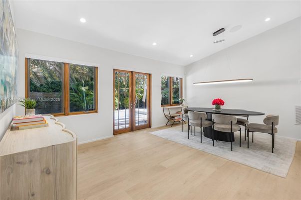 Dining room, Interior, Pendant Lights, Recessed Lighting, Wood Texture Flooring