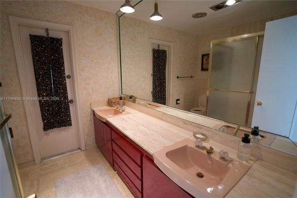Bathroom, Dual Sink Vanities, Glass Shower, Interior