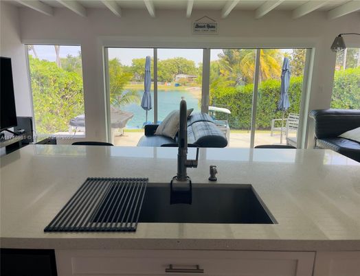 Interior, Kitchen, Water