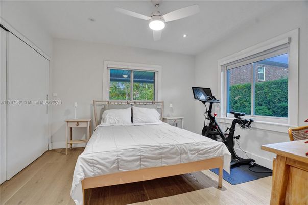 Bedroom, Fitness Equipment, Interior, Recessed Lighting, Wood Texture Flooring
