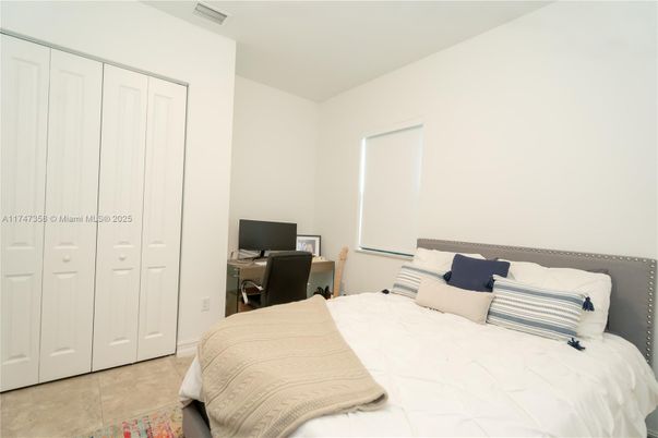Bedroom, Home Office, Interior