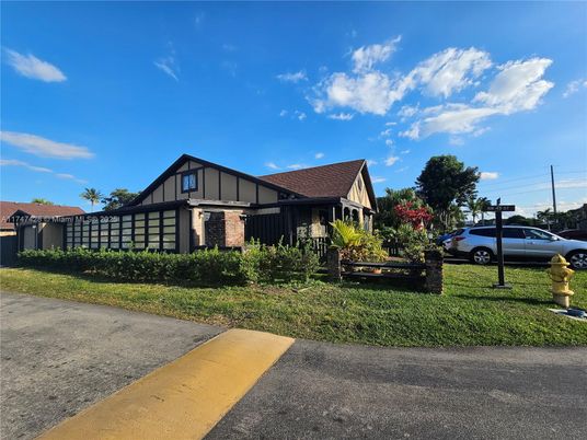 Backyard, Exterior, Facade, Brick Facade, Tudor Revival