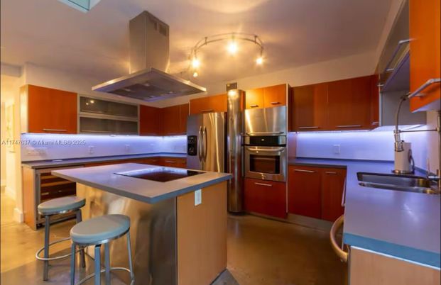 Interior, Kitchen, Stainless Steel Appliances