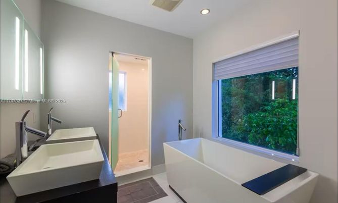 Bathroom, Free Standing Baths, Interior, Recessed Lighting