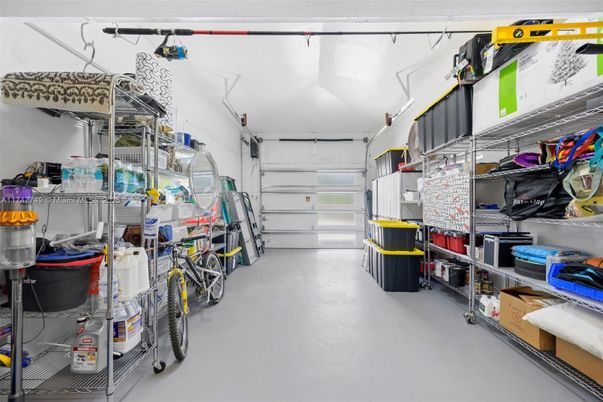 Garage, Interior