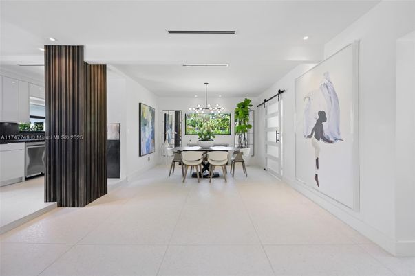 Dining room, Interior, Kitchen, Pendant Lights, Recessed Lighting