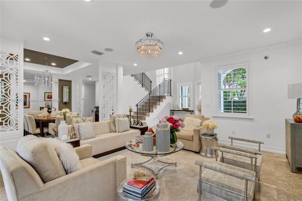 Chandelier, Dining room, Interior, Living room, Recessed Lighting