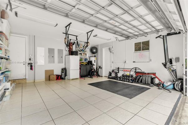 Fitness Equipment, Garage, Interior