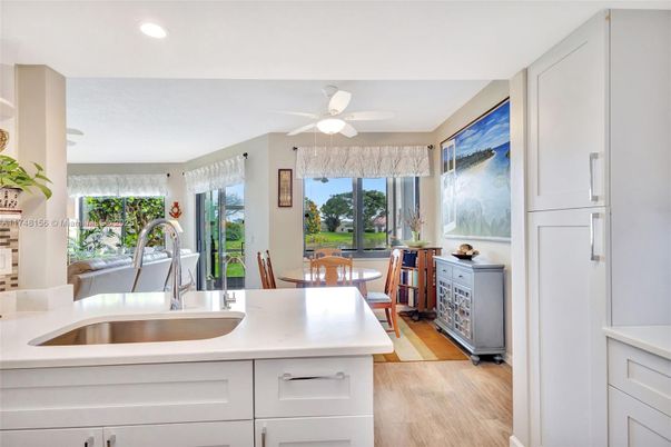 Dining room, Interior, Kitchen, Recessed Lighting, Wood Texture Flooring