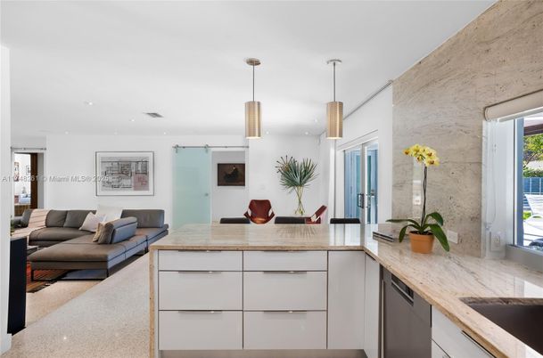 Interior, Kitchen, Living room, Pendant Lights, Recessed Lighting, Stone Walls