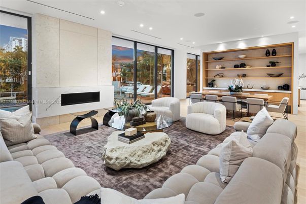 Dining room, Interior, Living room, Recessed Lighting