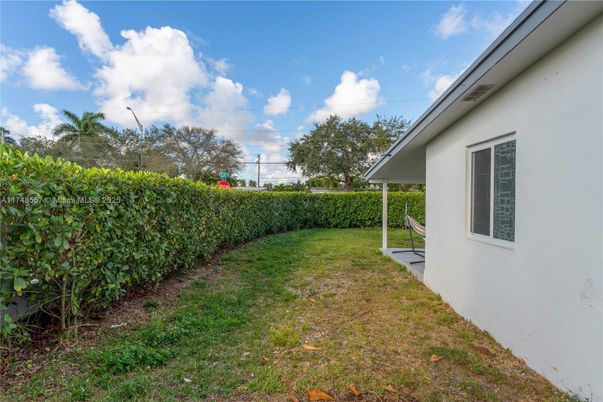 Backyard, Exterior
