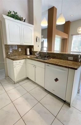 Interior, Kitchen, Pendant Lights, Recessed Lighting