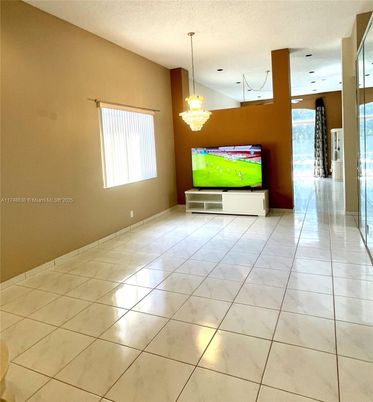 Chandelier, Empty room, Interior, Recessed Lighting