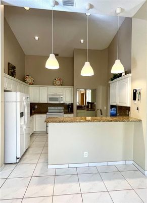 Interior, Kitchen, Pendant Lights, Recessed Lighting