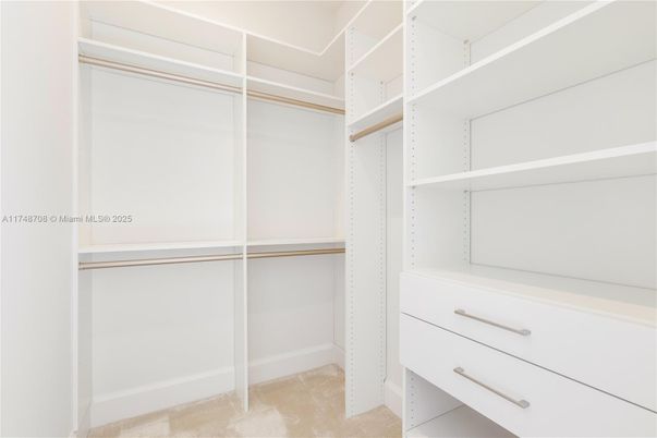Interior, Walk-in Closets