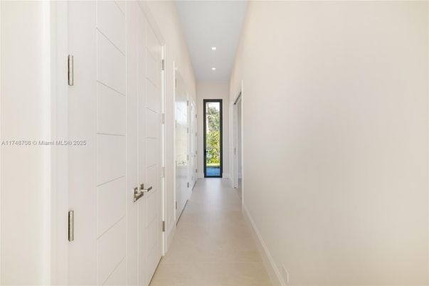 Interior, Recessed Lighting