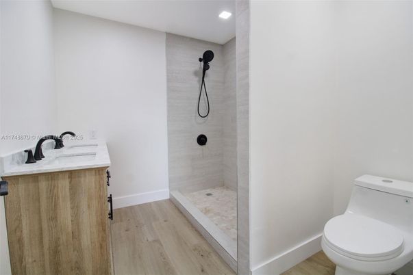 Bathroom, Interior, Recessed Lighting, Wood Texture Flooring