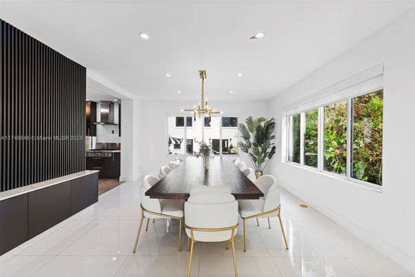 Dining room, Interior, Kitchen, Pendant Lights, Recessed Lighting