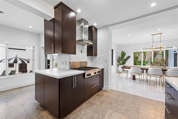Dining room, Interior, Kitchen, Pendant Lights, Recessed Lighting, Stainless Steel Appliances