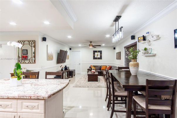 Dining room, Interior, Living room, Pendant Lights, Recessed Lighting
