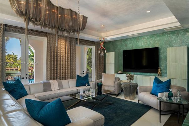 Chandelier, Interior, Living room, Recessed Lighting