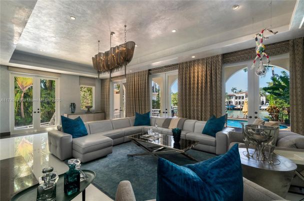 Chandelier, Interior, Living room, Recessed Lighting