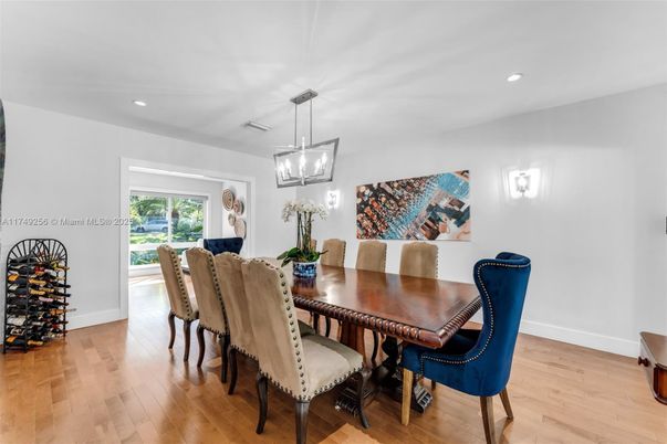 Dining room, Interior, Pendant Lights, Recessed Lighting, Wood Texture Flooring