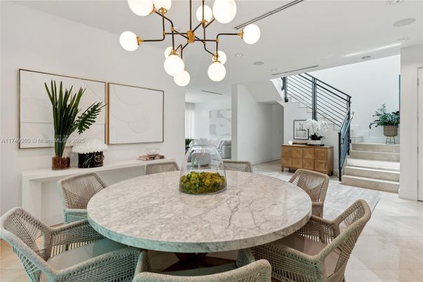 Dining room, Interior, Pendant Lights