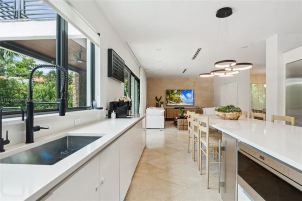 Dining room, Interior, Kitchen, Pendant Lights, Recessed Lighting
