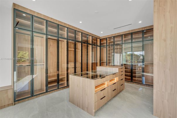 Interior, Recessed Lighting, Walk-in Closets