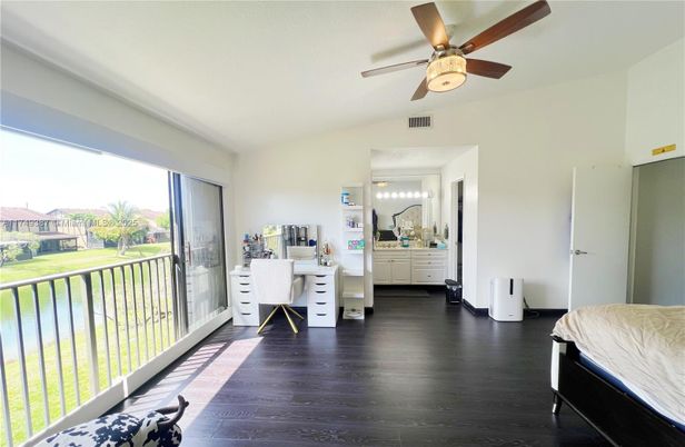 Bedroom, Home Office, Interior, Wood Texture Flooring