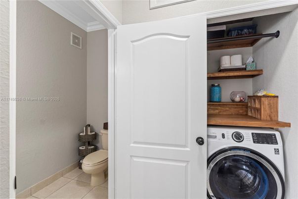 Interior, Utility Closets, Washer